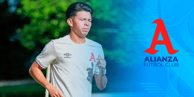 Alianza ha confirmado la incorporación de Allan Ocón a su plantel.